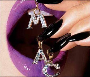 bouche attitude